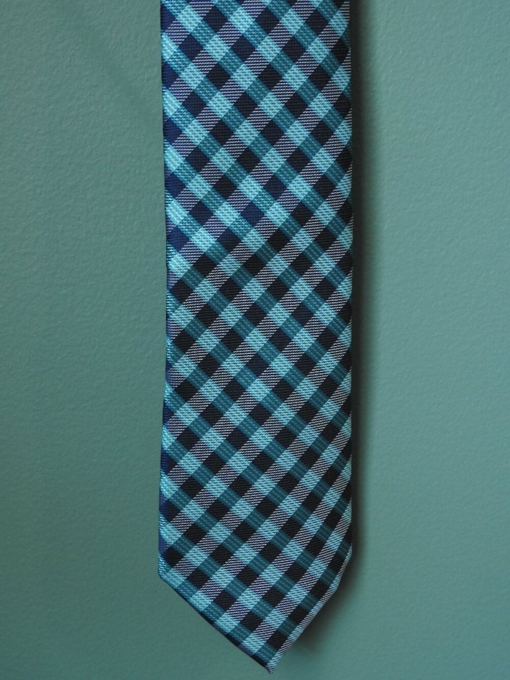 3/$15 Van Heusen Checkered Blue Design Men's Business Tie
